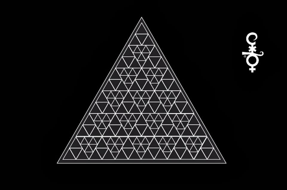 La piramide simbolo del Cocoricò